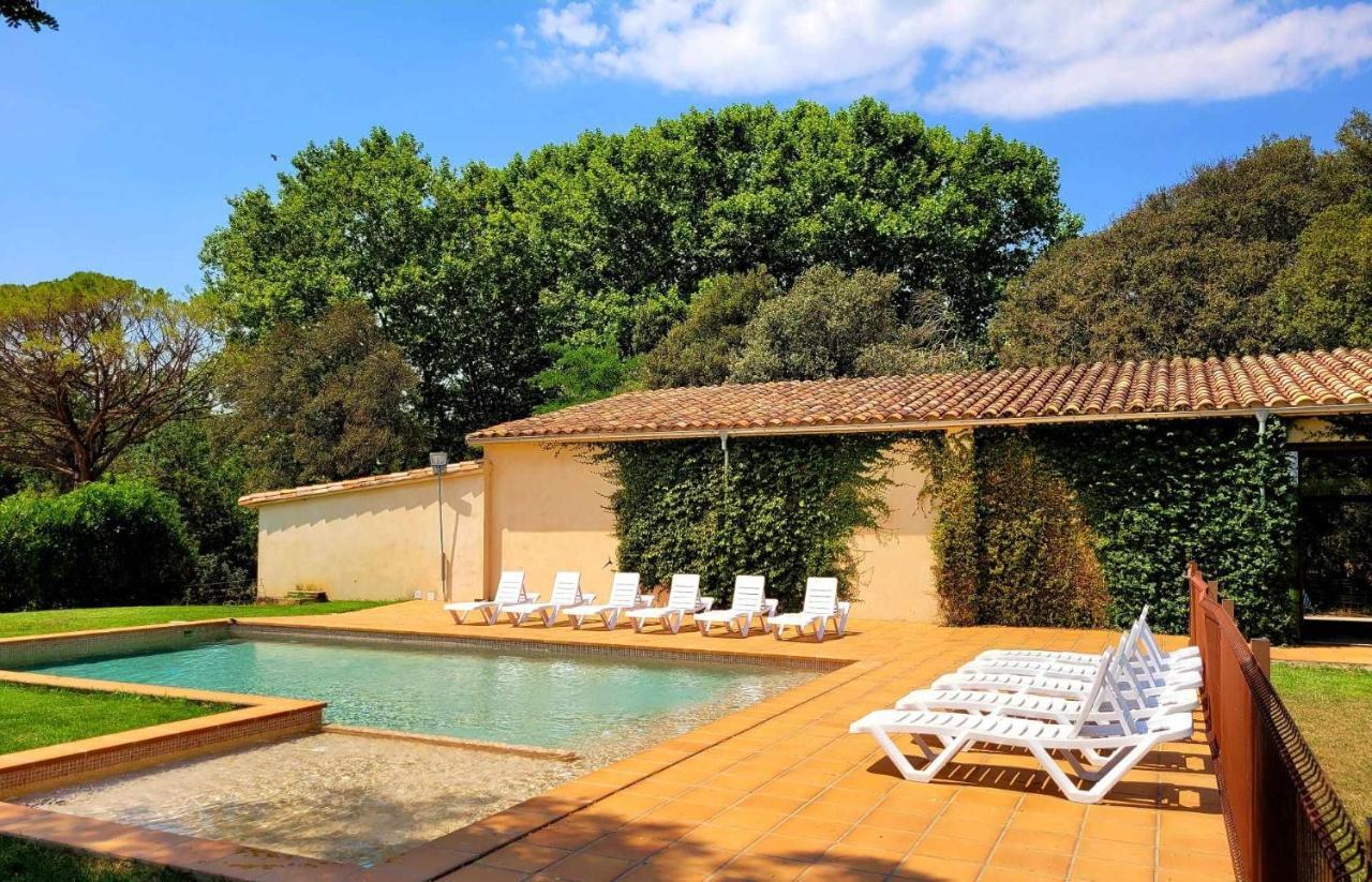 Masia Restaurada Con Piscina Privada28 Pax * Girona
