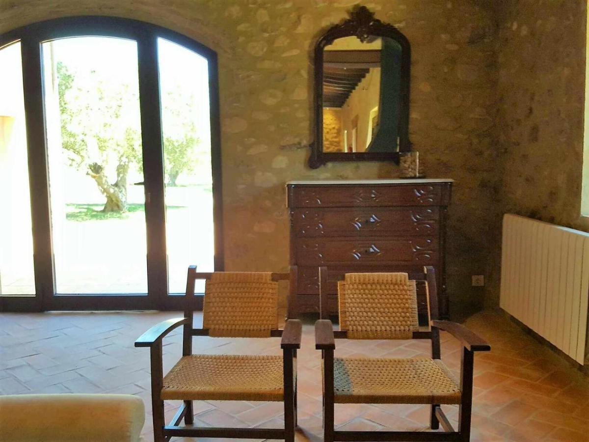 Masia Restaurada Con Piscina Privada28 Pax Girona