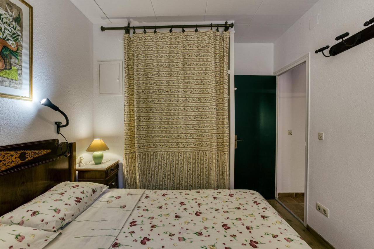 Holiday home Casa En Urb Cala Montgo *