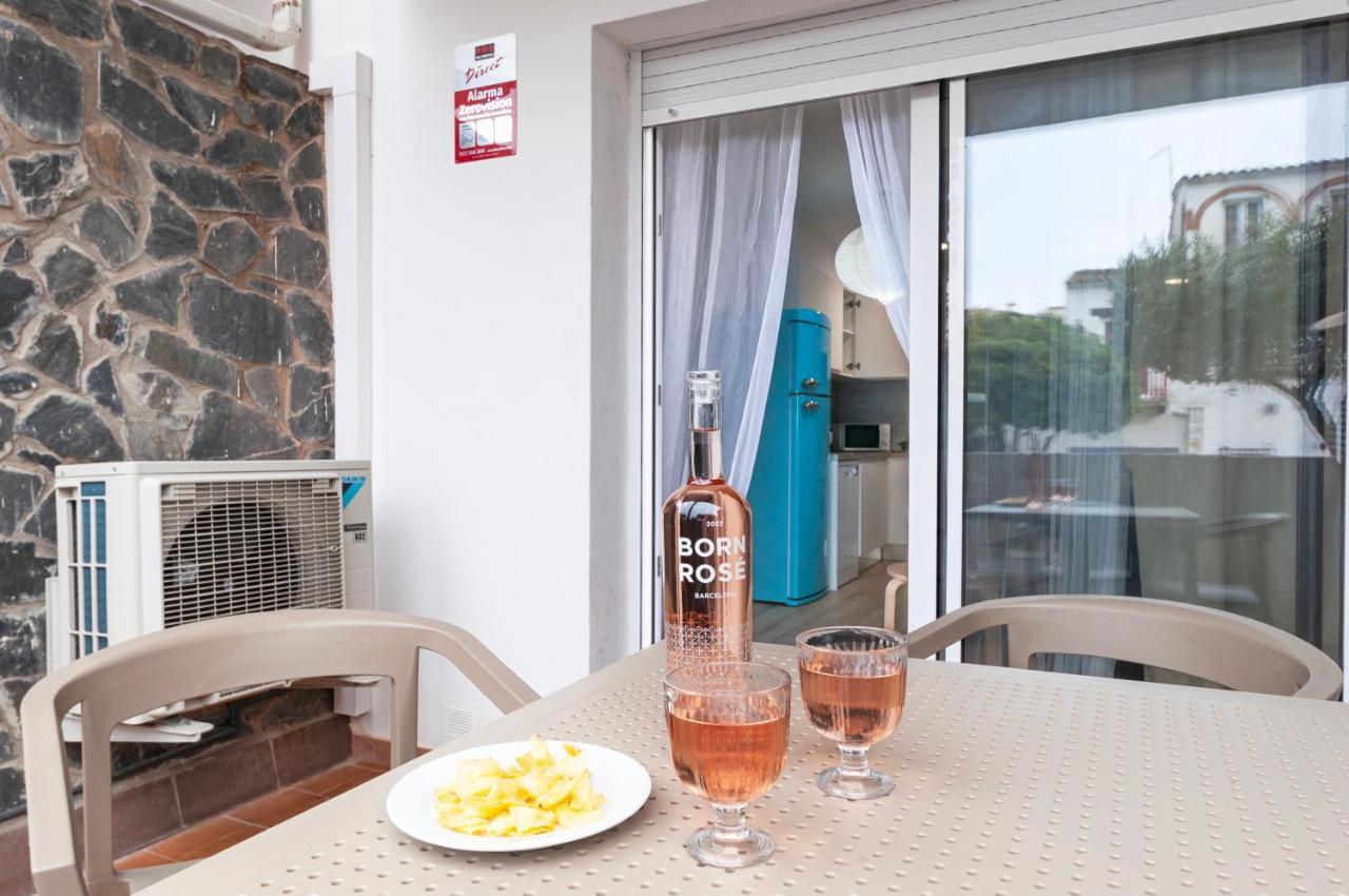 Con Terraza Y Vistas Al Canal By Insidehome Apartment Empuriabrava