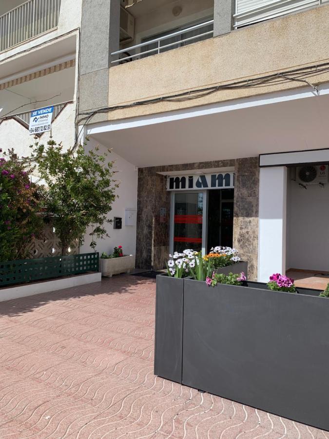 Con Vistas Al Mar - Wifi - Aire Acondicionado Empuriabrava
