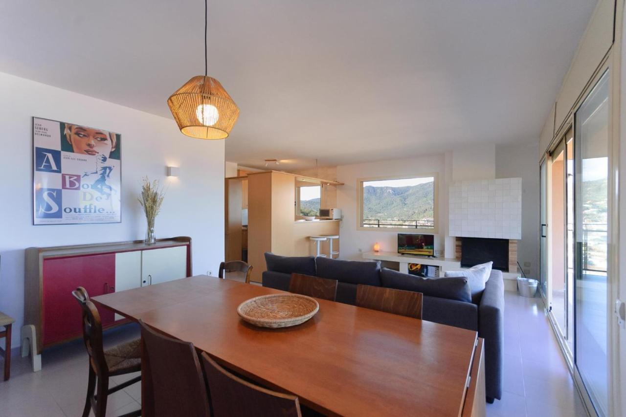 Pool And Sea Views With 1 Parking Space Apartamento *