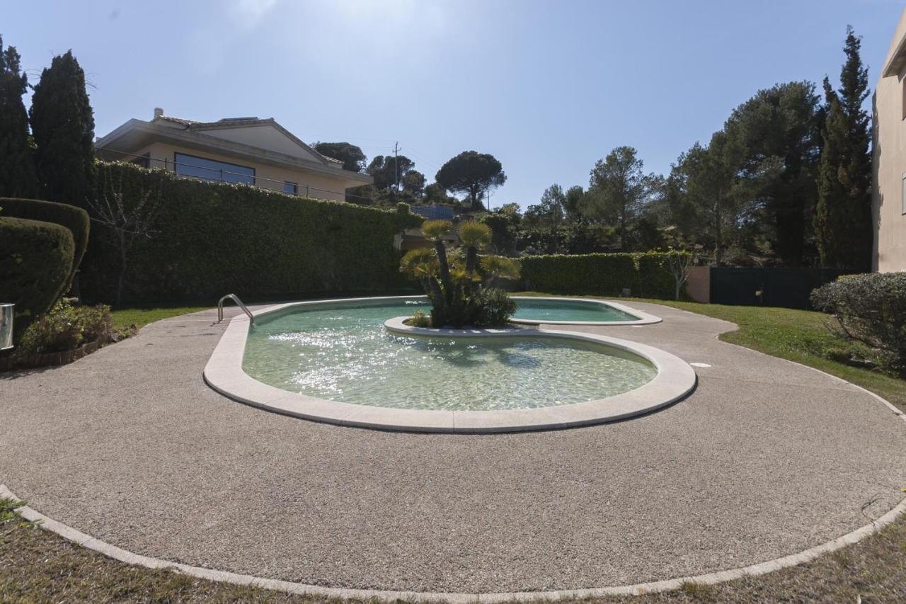 Pool And Sea Views With 1 Parking Space * Tossa de Mar