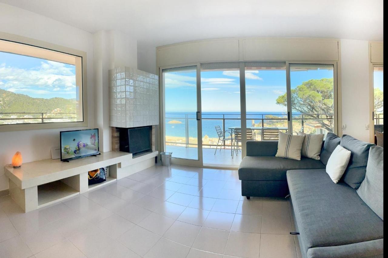 Pool And Sea Views With 1 Parking Space