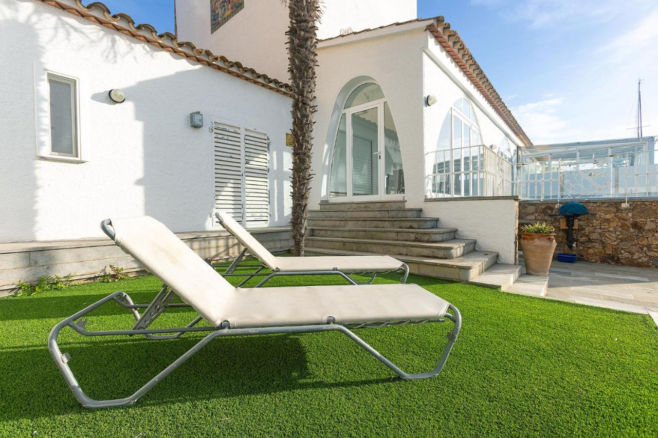 Rnet - Piscina Port Primer Empuriabrava