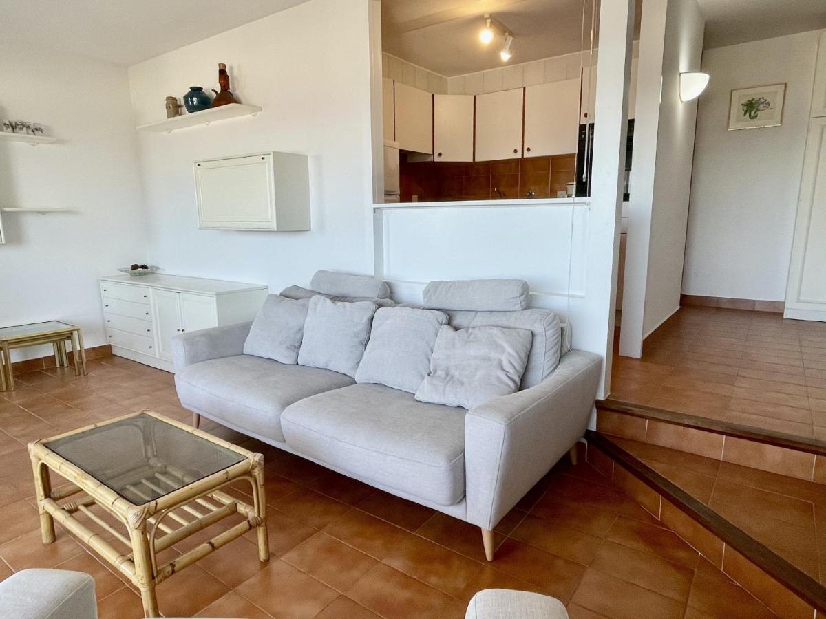 Puig Padro 10 1-1 L' Escala