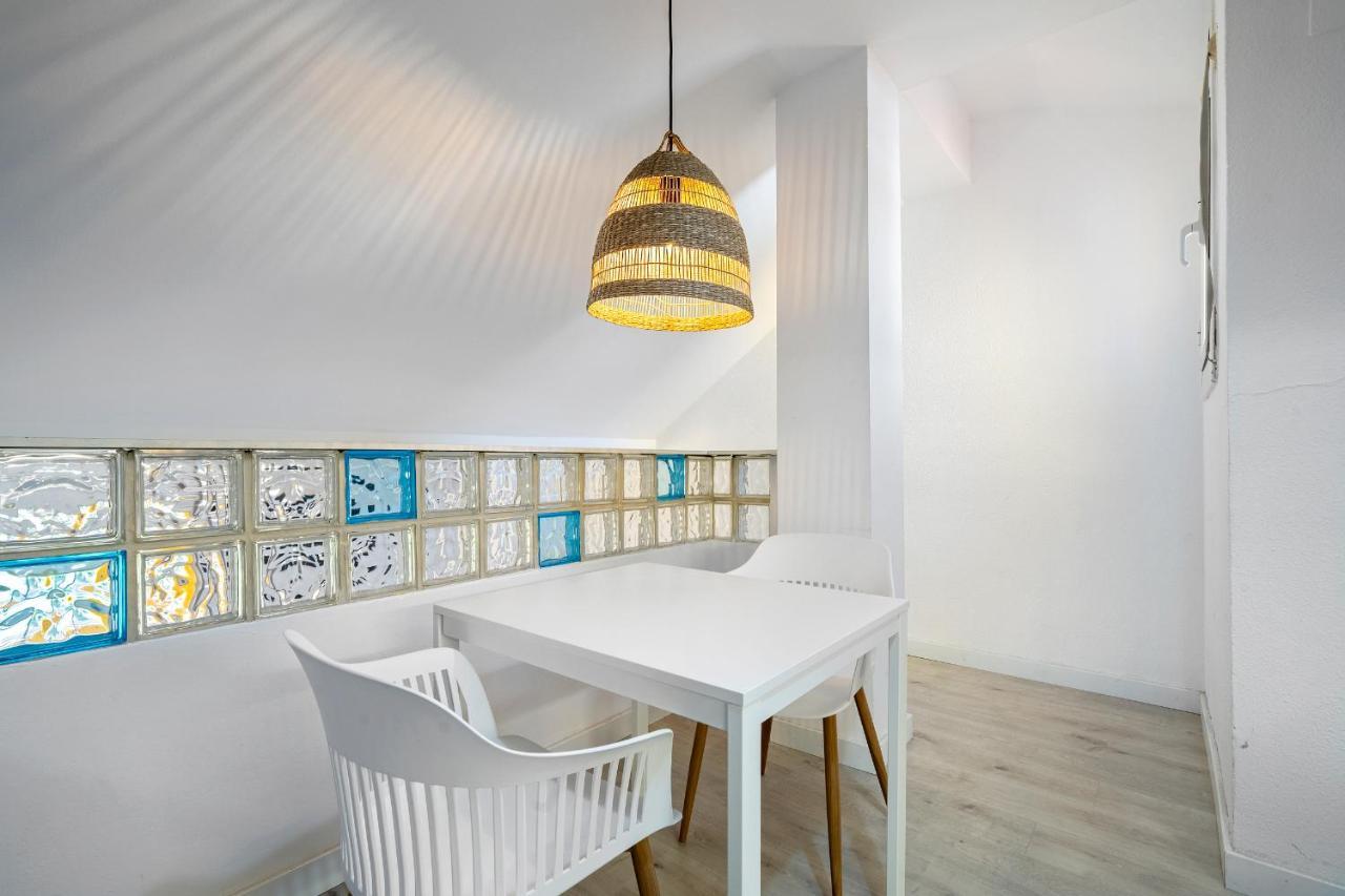Hauzify I Casals Apartamento *