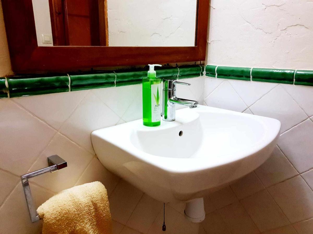 Villa Masia Restaurada Con Piscina Privada28 Pax Girona