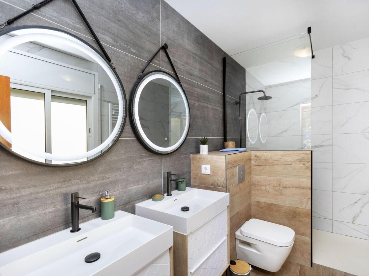 Floradise By Interhome