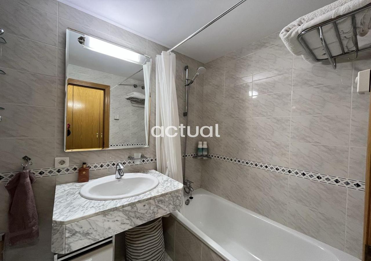 Apartamento Santa Eliana 4 Esc D 2º 1ª *