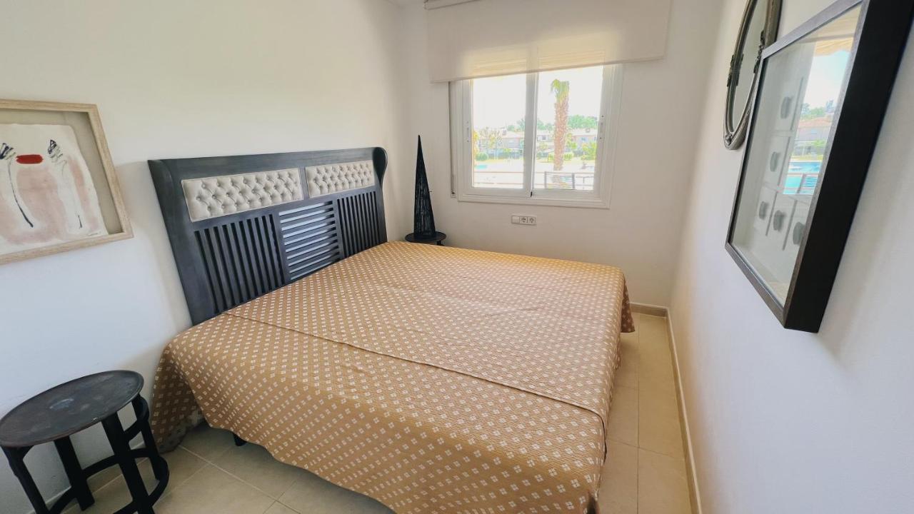 La Bovila With Exceptional Yard Apartamento