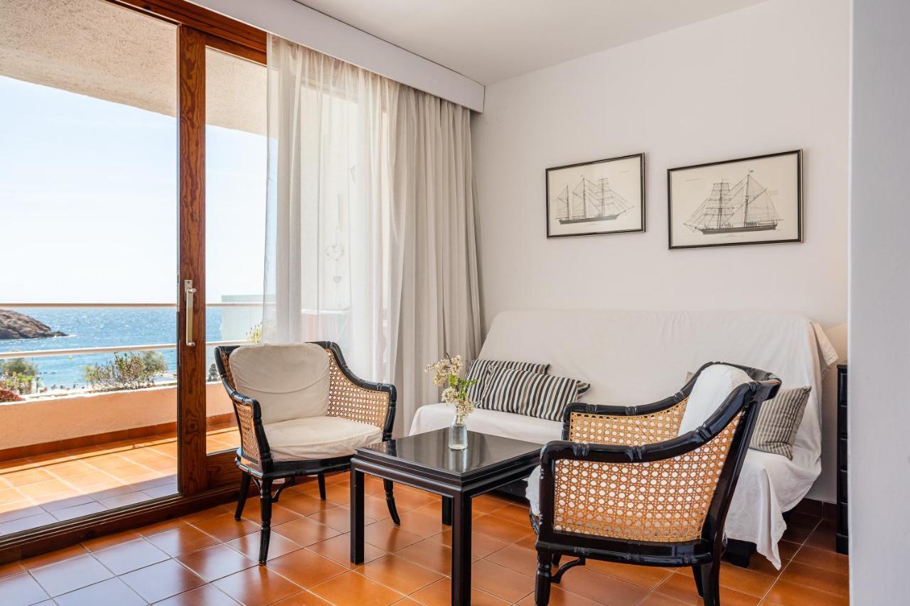 Sea View Balcony * Tossa de Mar