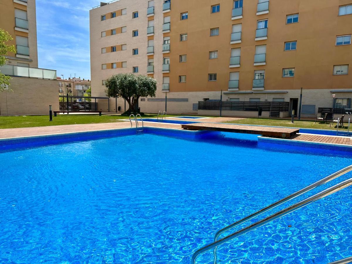 New! Con 2 Piscinas, Parque Infantil, A 1 Min De La Playa Apartamento *