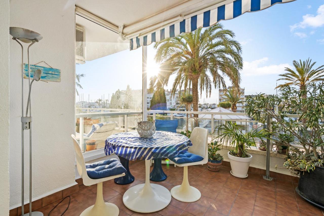 Welcs 059 Emp Frente Al Canal Con Terraza Empuriabrava