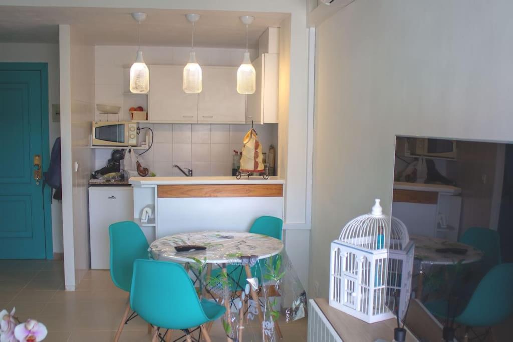 Alegre Apto Con Piscina, A 300m De La Playa. Apartamento