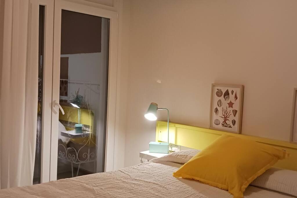 Alegre Apto Con Piscina, A 300m De La Playa. Apartamento