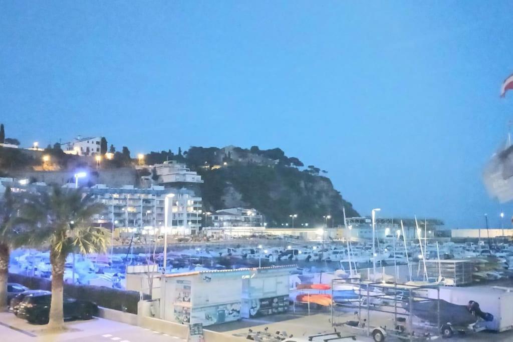 Alegre Apto Con Piscina, A 300m De La Playa. Apartamento *