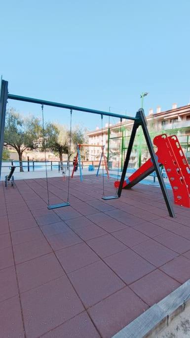 Apartamento La Brisa Para 4, Con Piscina Y Parking
