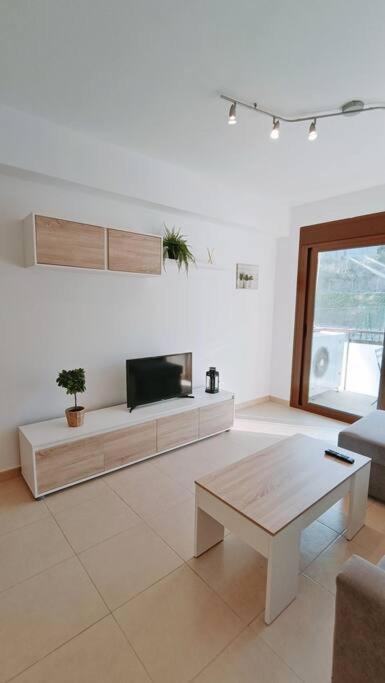 Apartamento Apartamento La Brisa Para 4, Con Piscina Y Parking *