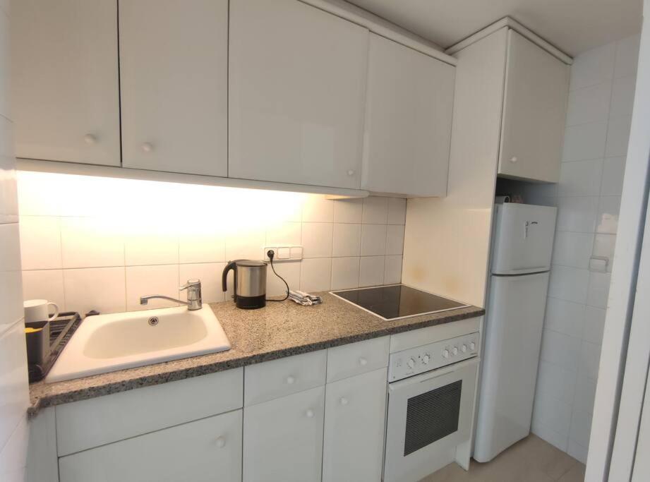 2 Minutes Walking To The Parking Included Apartamento *