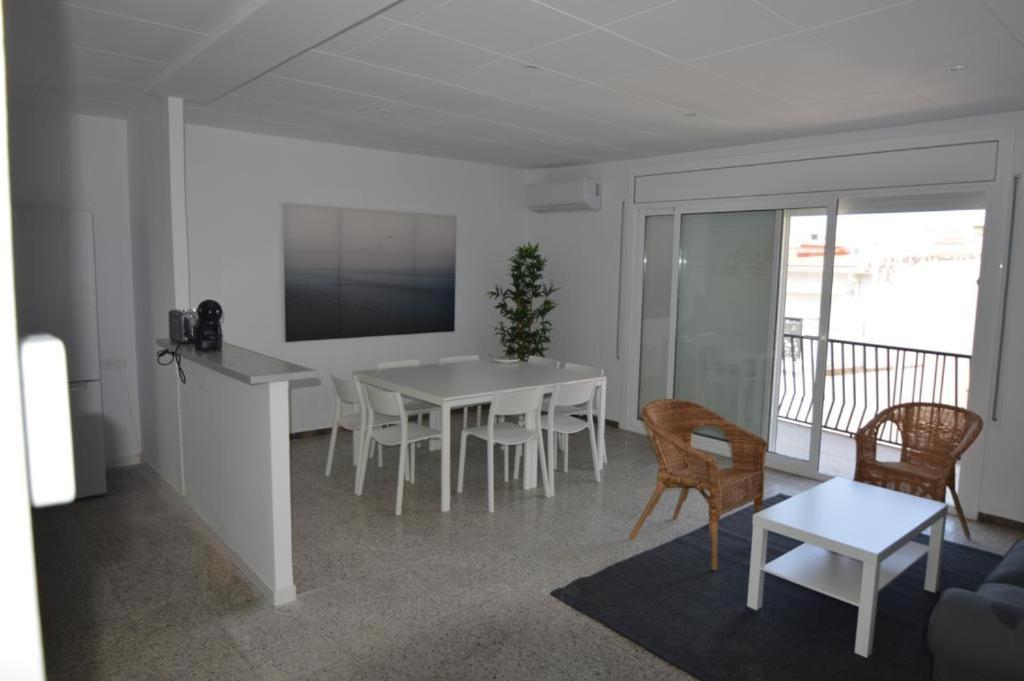 Apartamento Center 2 Rosas