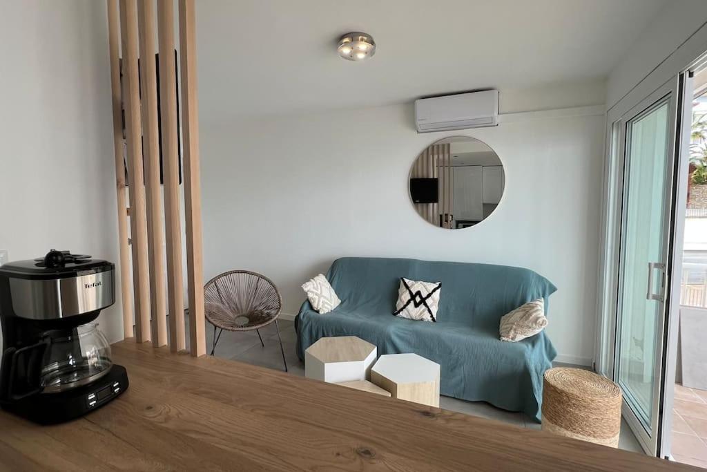 Apartamento Tres Con Vistas Al Mar En Rosas