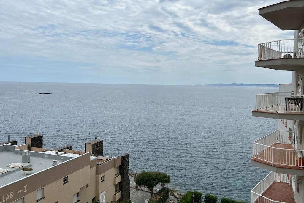 Apartamento Tres Con Vistas Al Mar En * Rosas