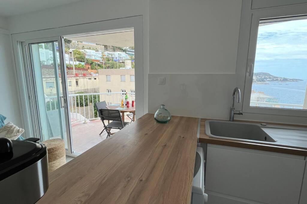 Apartamento Apartamento Tres Con Vistas Al Mar En Rosas