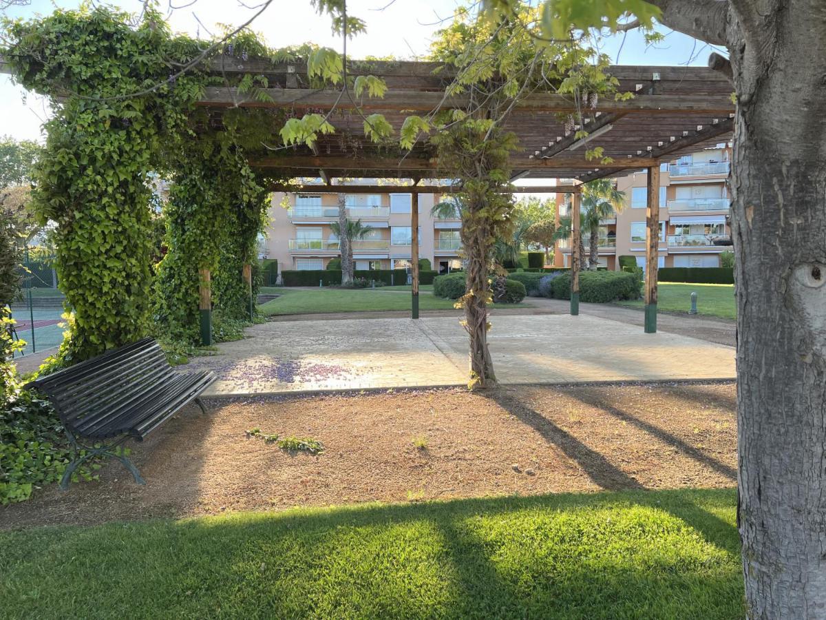 La Bovila With Exceptional Yard Platja d'Aro (Playa de Aro)