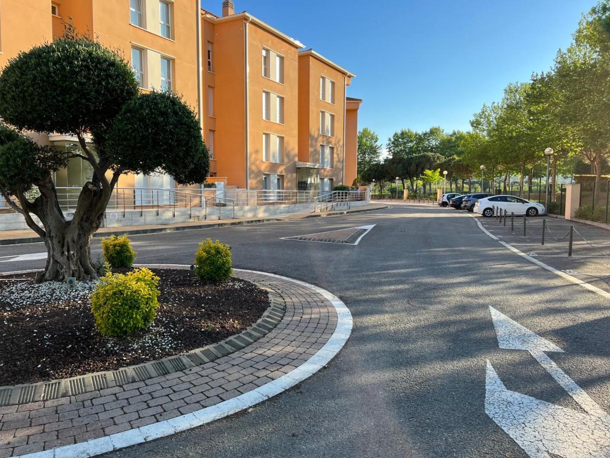 La Bovila With Exceptional Yard Apartamento *
