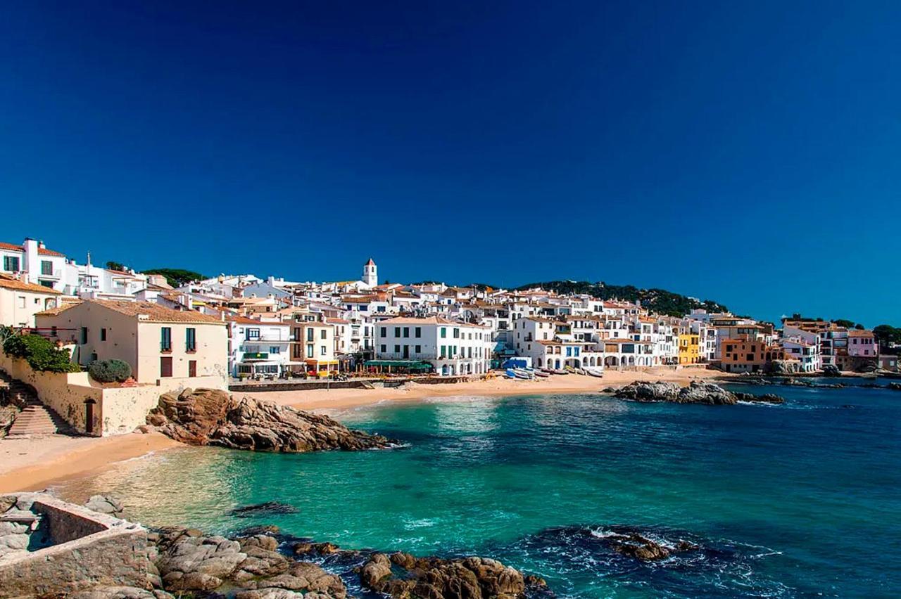 Precioso Reformado En 1a Linea De Mar Sin Vistas Calella De Palafrugell