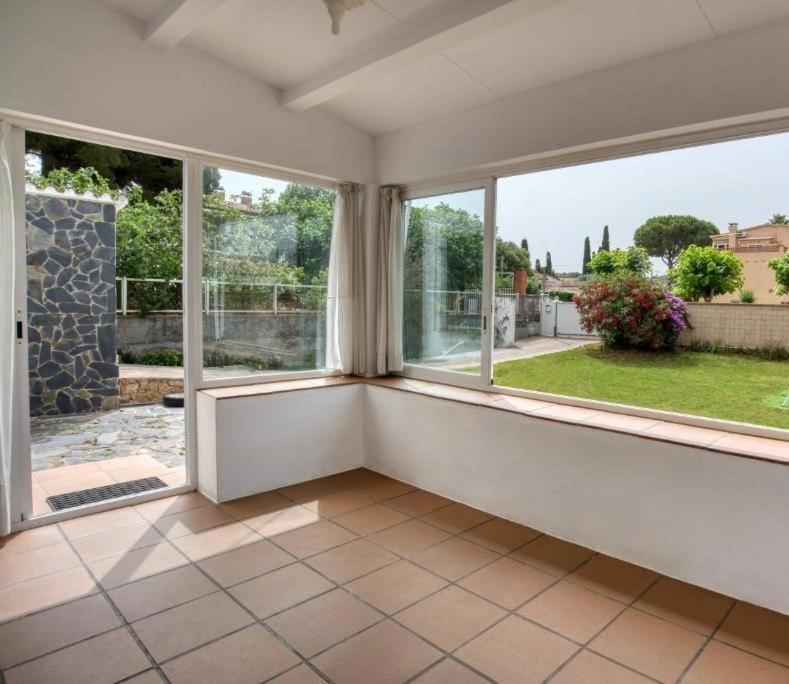 Bambi - Big, Tranquil, Comfortable And Sunny Chalet Holiday home L'Escala