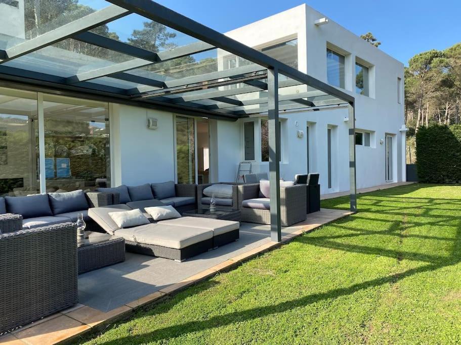 Casa Y Loft Minimalista, Jardin Y Parking Privado *