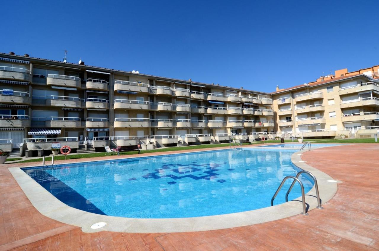 Apartment Manureva Iii 2-c *