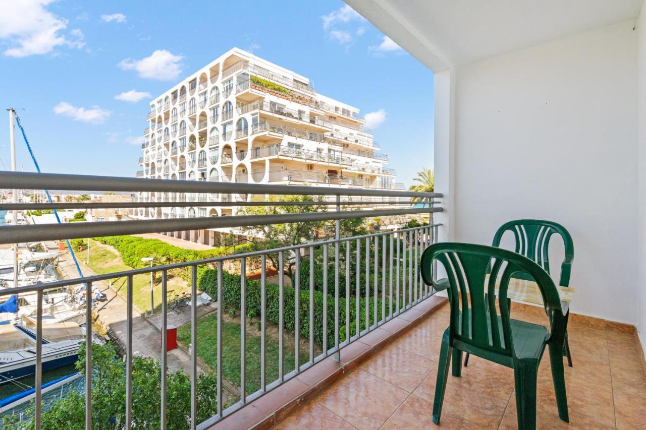 Apartamento Welcs Duplex 025 Emp Frente Al Mar Ampuriabrava