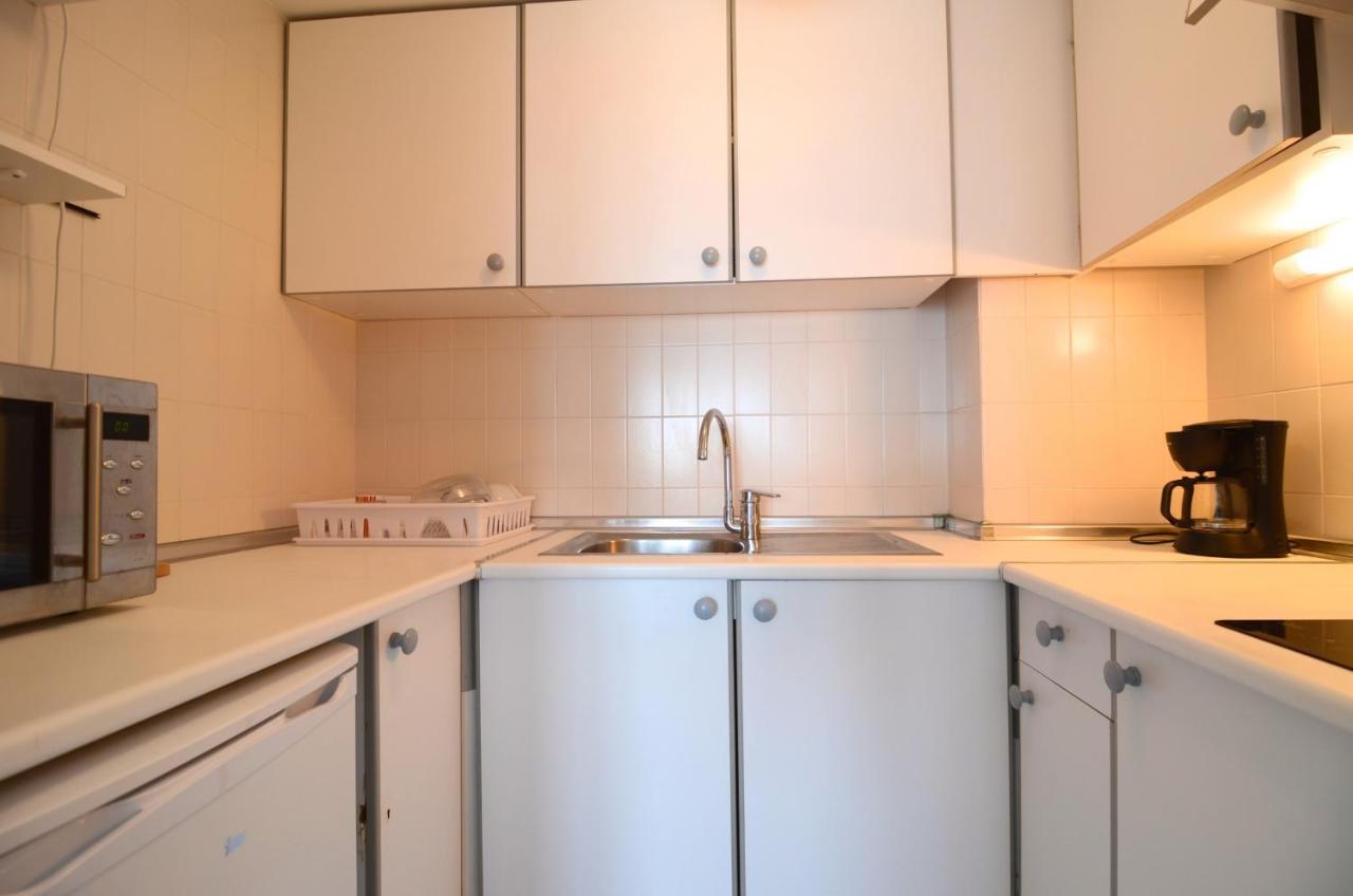 Apartment Manureva Iii 2-c *