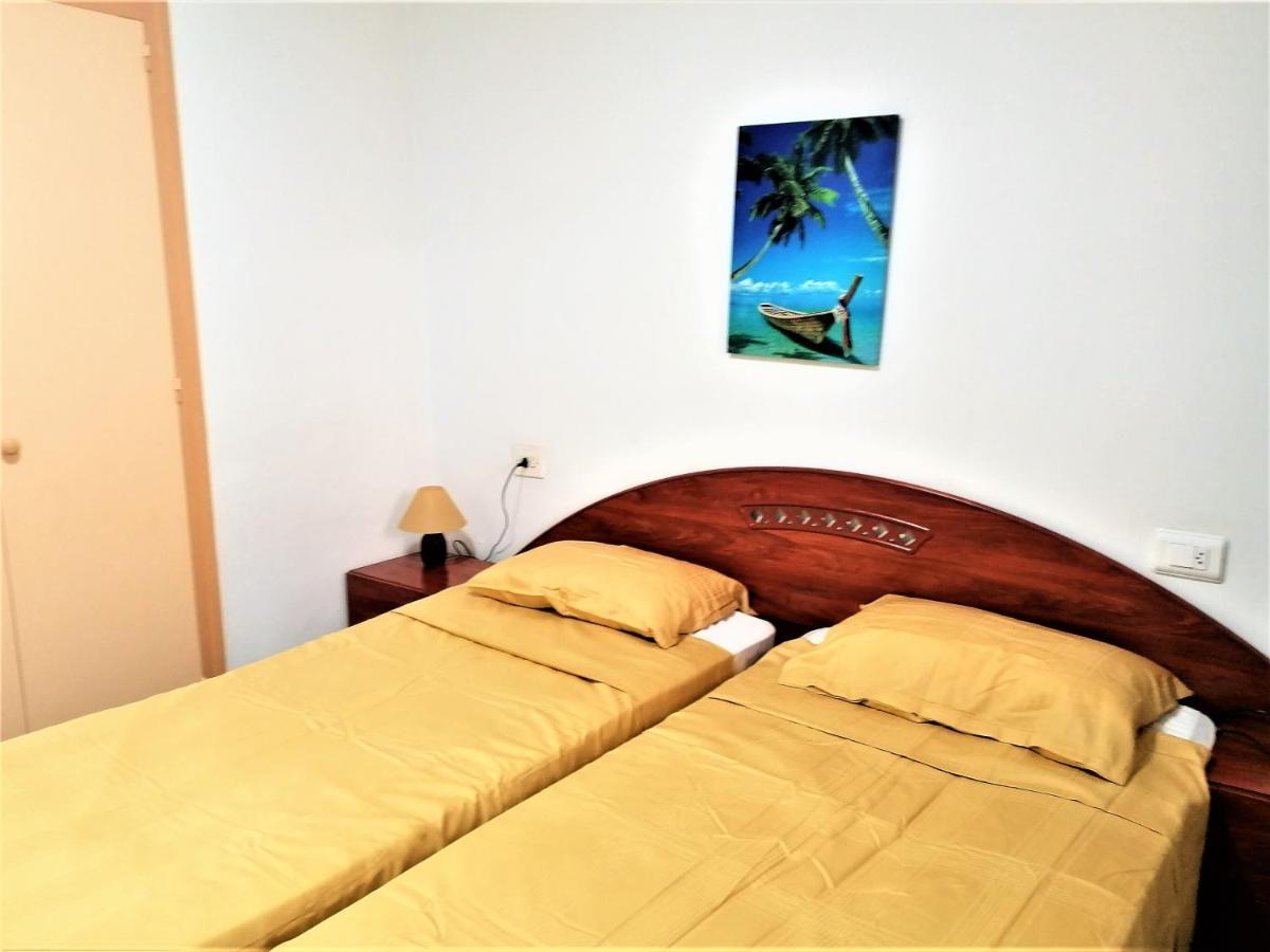 Global Immo 2121 Alexandra Apartamento *