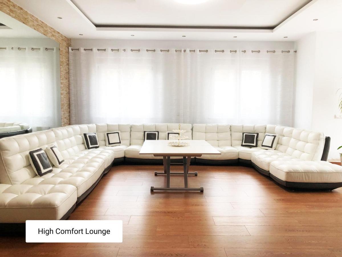 Luxury - Private And Pool -