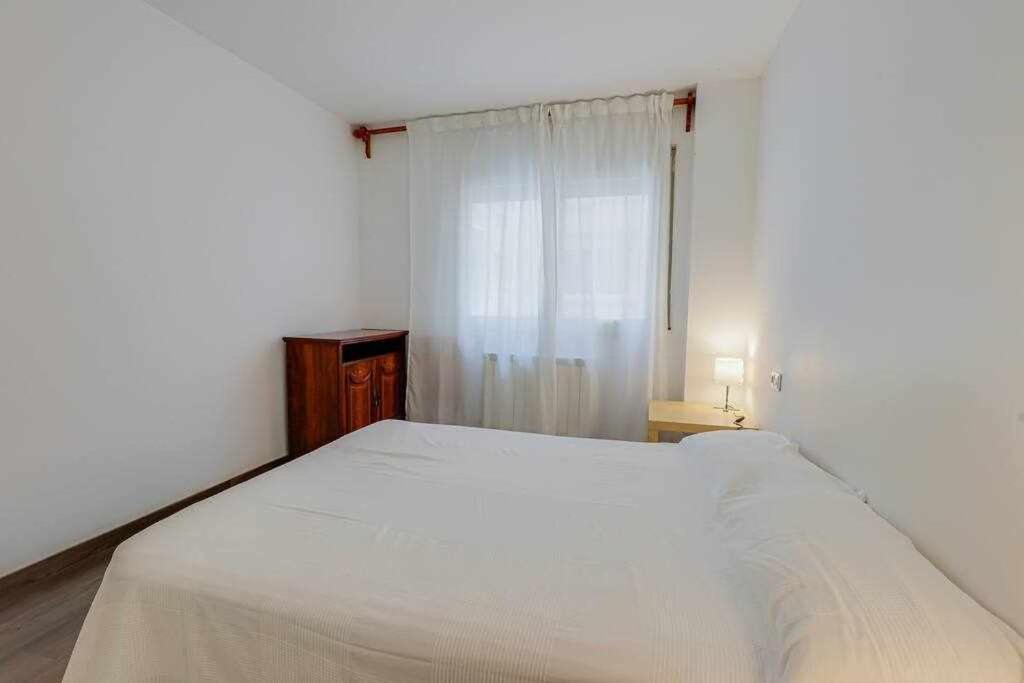 Ba Paseo Del Dintre Apartamento