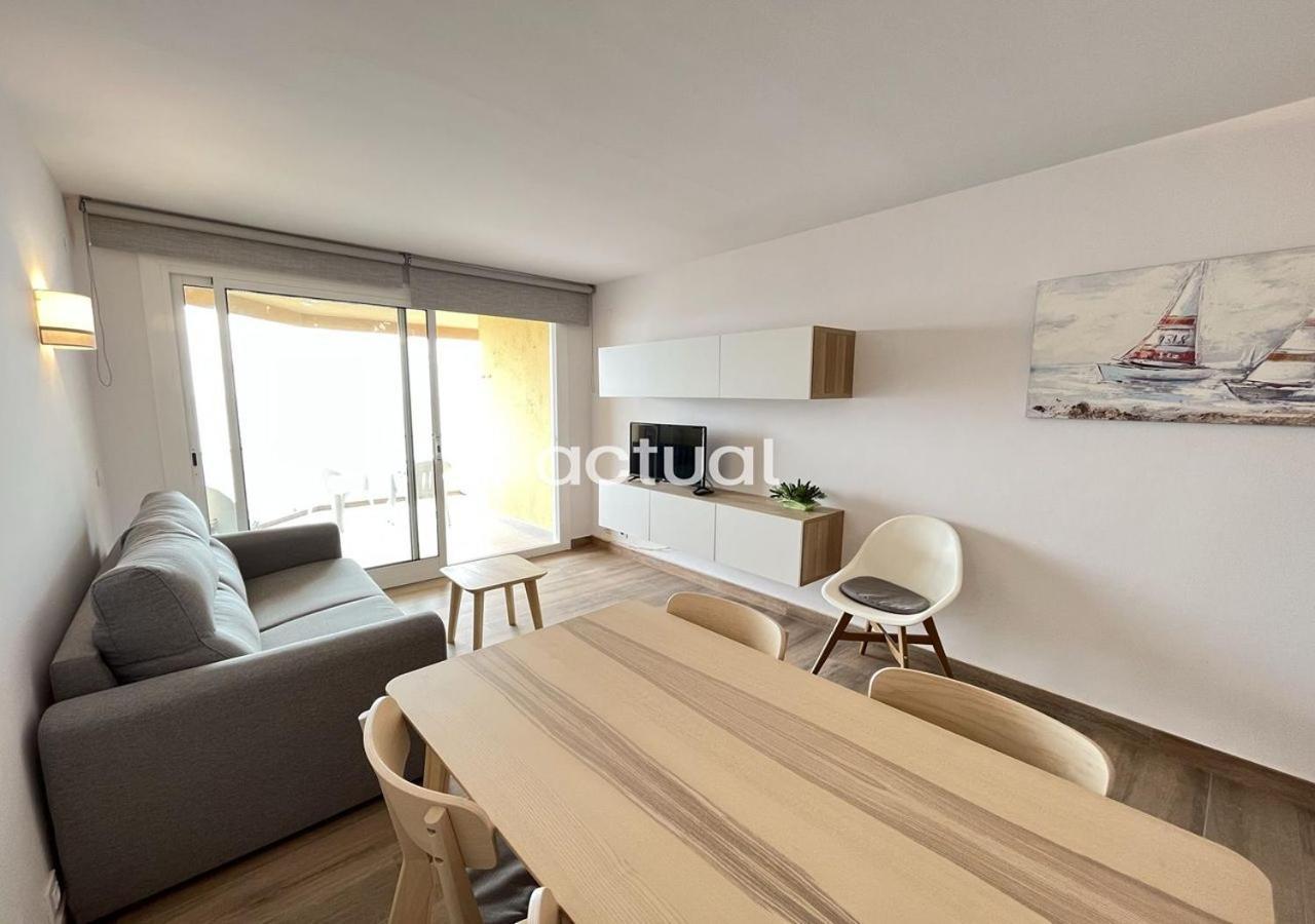 Alexandra C-4 Apartment *