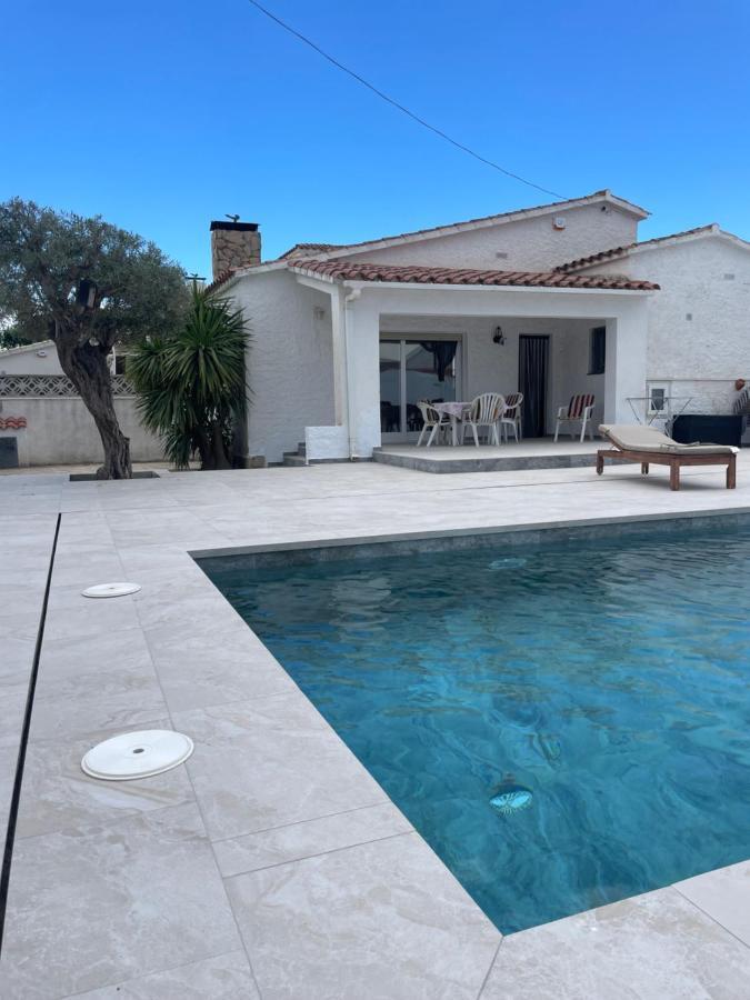 Welcs -046- Con Piscina Сasa de vacaciones Ampuriabrava