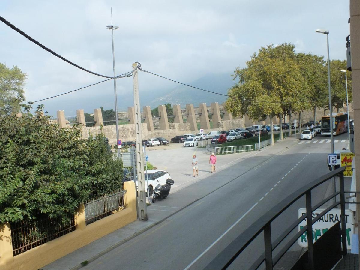 Bonito De 2 En Con Estacionamiento, Aire Acondicionado, Cerca Del Centro Y De La Playa - Es-204-46 Rosas