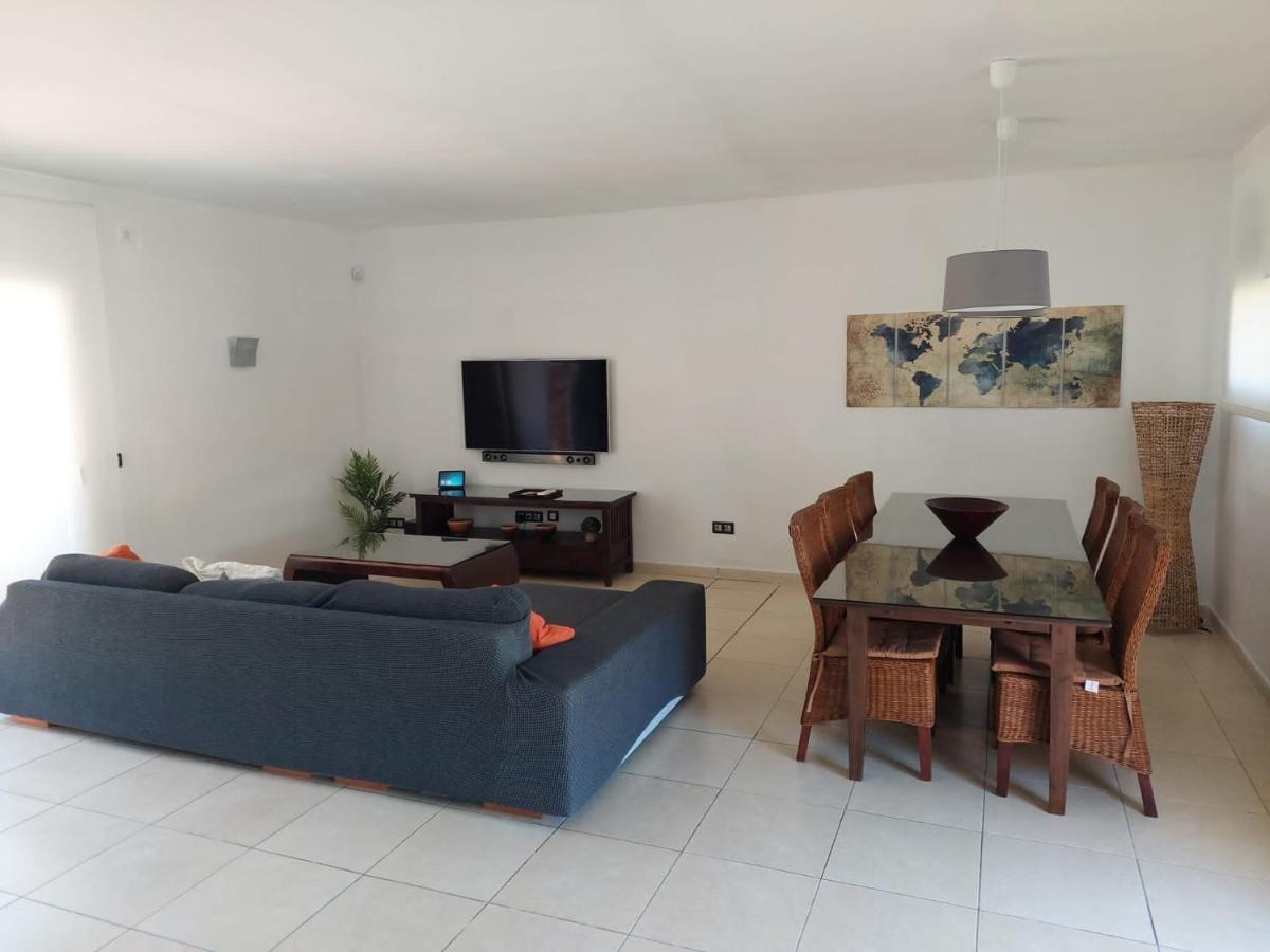 Casa Agradable En Con Piscina Holiday home