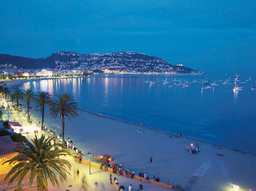 Apartamento Rodhes Playa 2-a5 Rosas