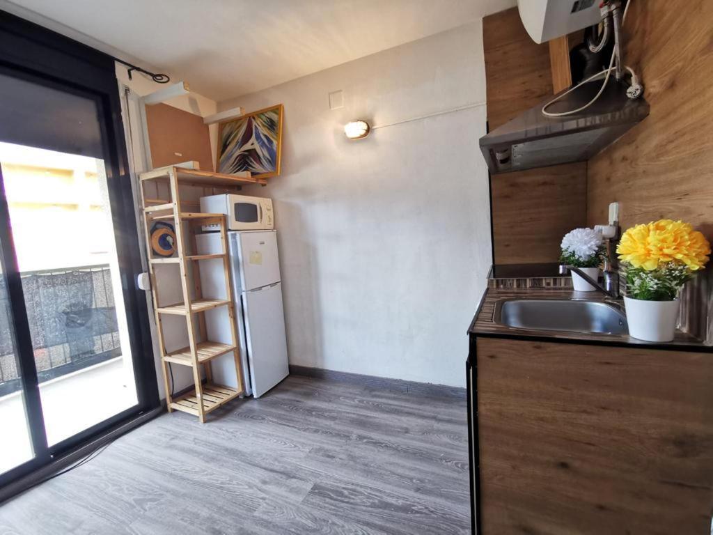 Estudio Para Disfrutar De Unas Vacaciones Inolvidables! Rosas