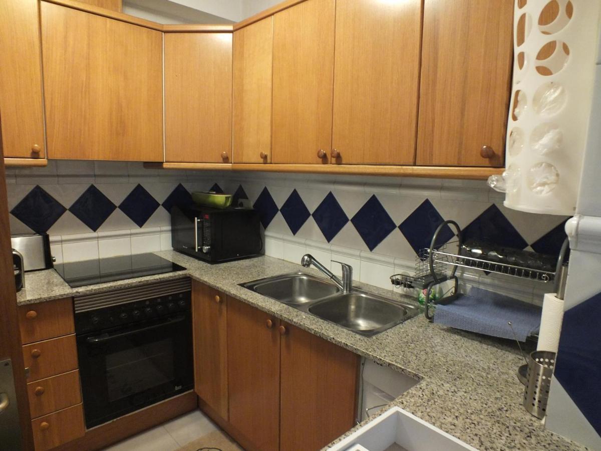 Bonito De 2 En Con Estacionamiento, Aire Acondicionado, Cerca Del Centro Y De La Playa - Es-204-46 Apartamento *