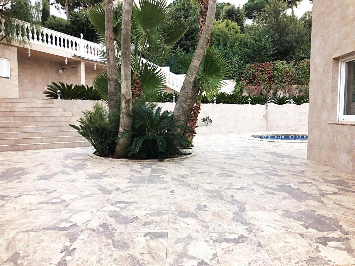 Luxury - Private And Pool - *
