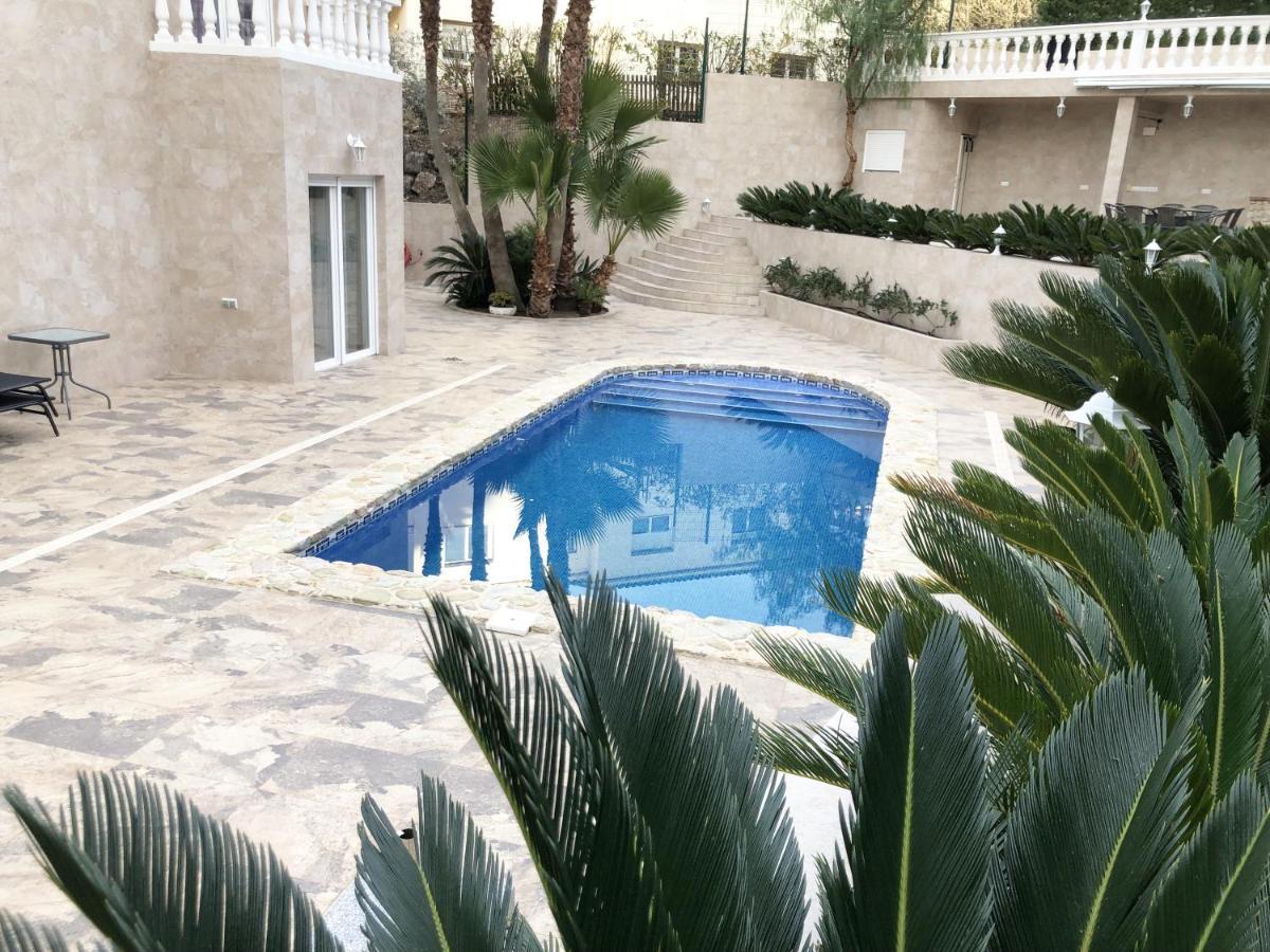 Luxury - Private And Pool - *