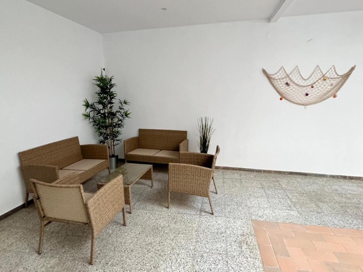Center 3 Rosas