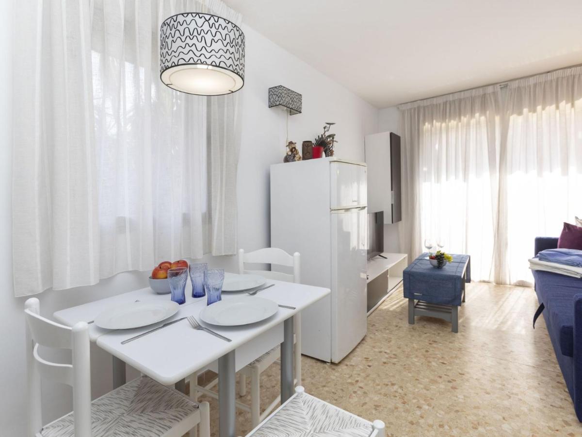 Apartment Cosy Lloret By Interhome Lloret de Mar